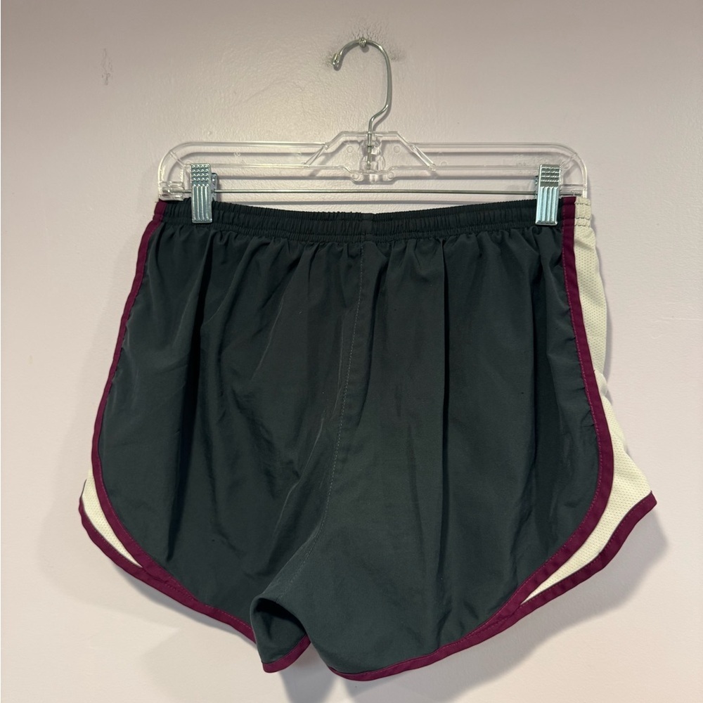 Grey and white vintage Nike tempo‎ shorts - Picture 4 of 4